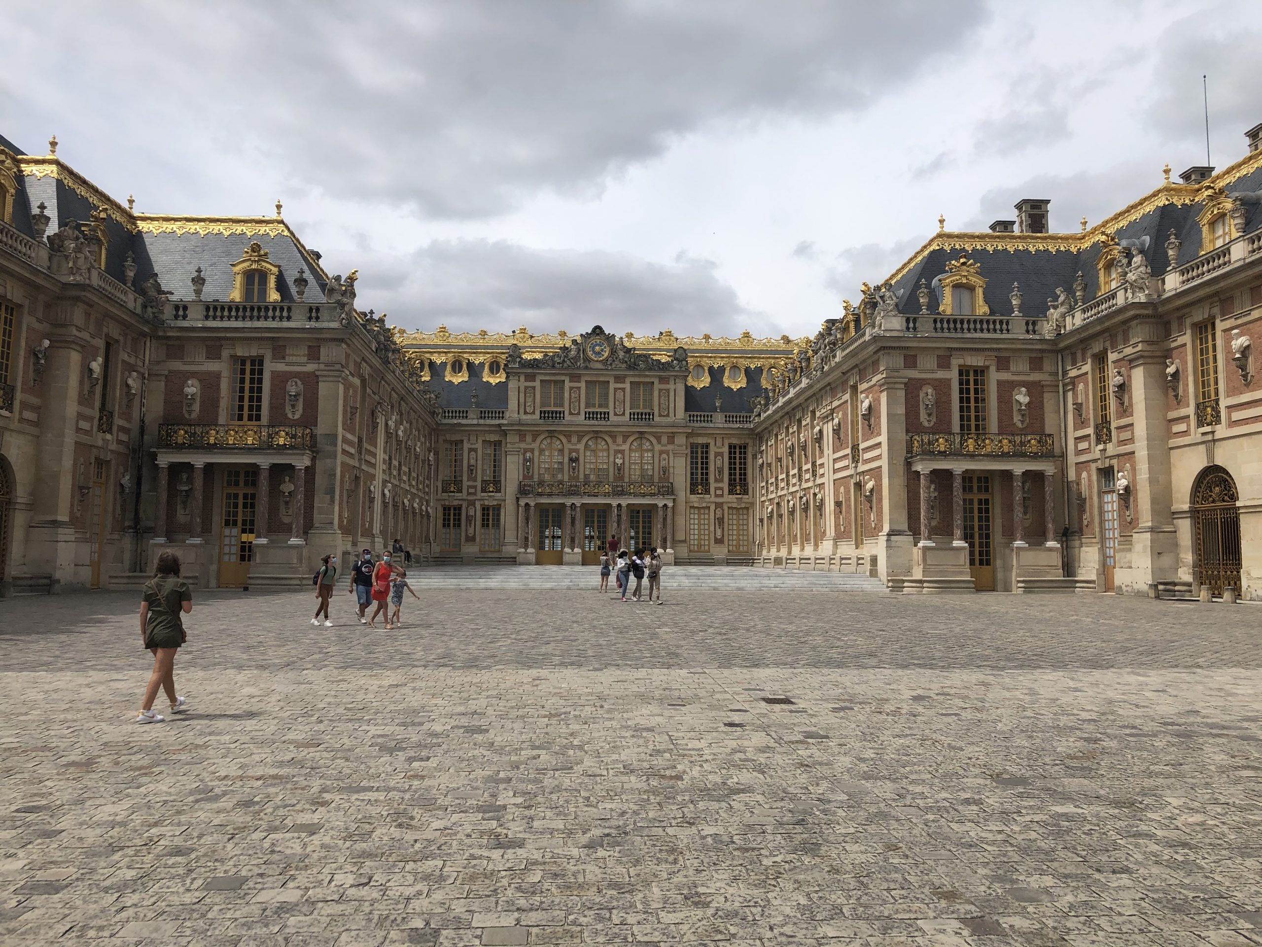 gray line tours paris versailles